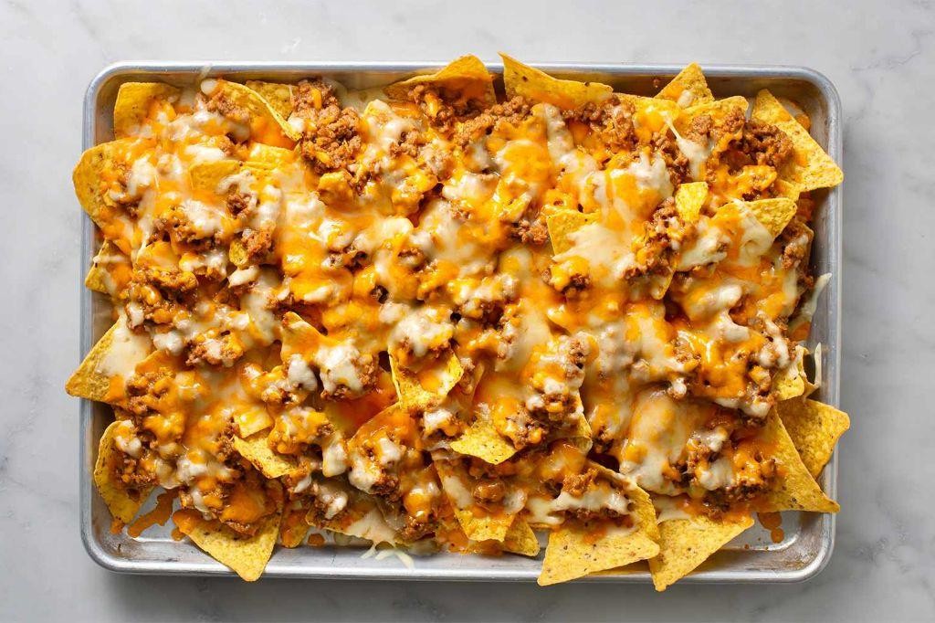 Baked Beef and Cheese Nachos