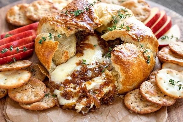 Baked Brie with Caramelized Onions and Pecans