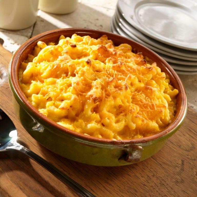 Baked Macaroni and Cheese with a Twist