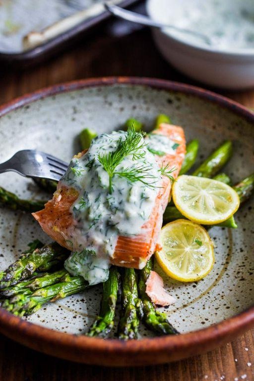 Baked Salmon with Dill and Asparagus