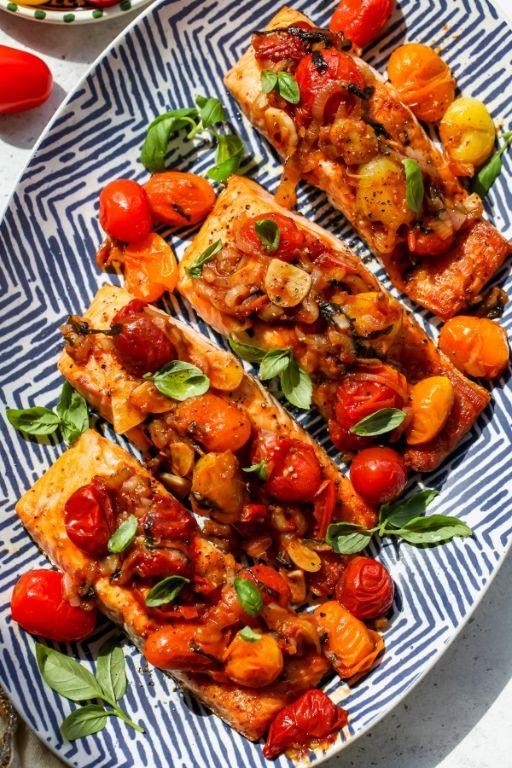 Balsamic-Glazed Salmon with Cherry Tomatoes