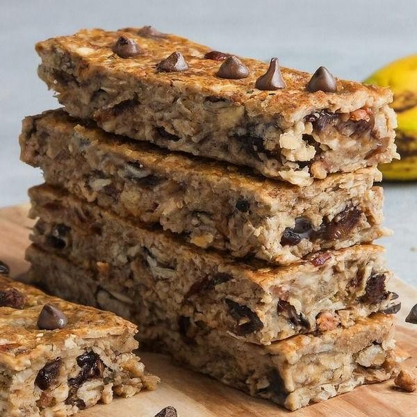 Banana Chocolate Chip Energy Bars