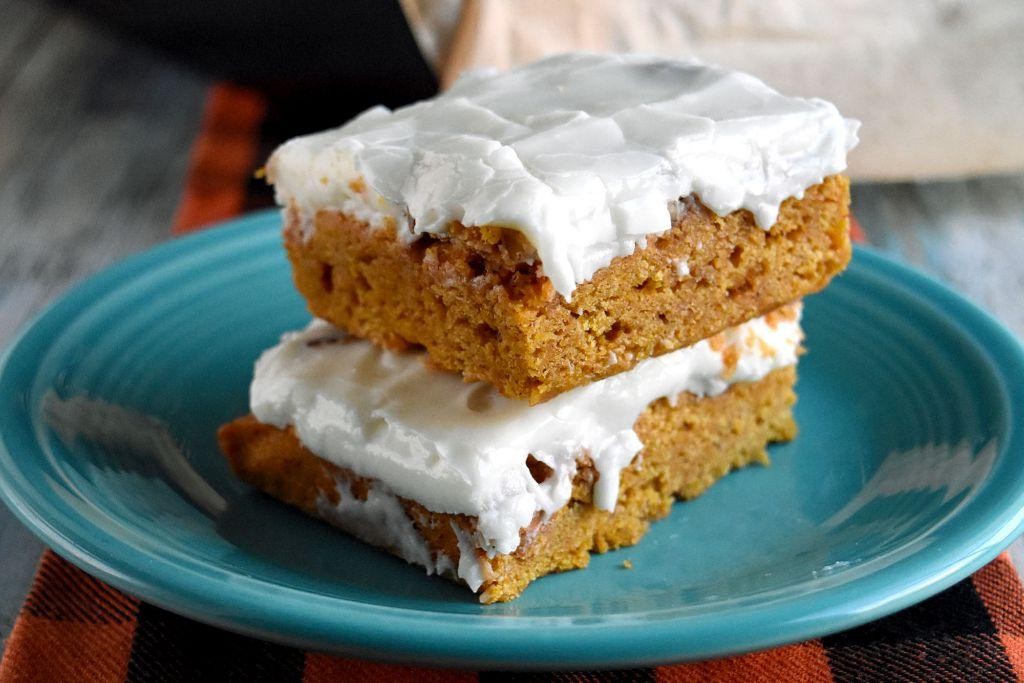 Bisquick Pumpkin Spice Blondies