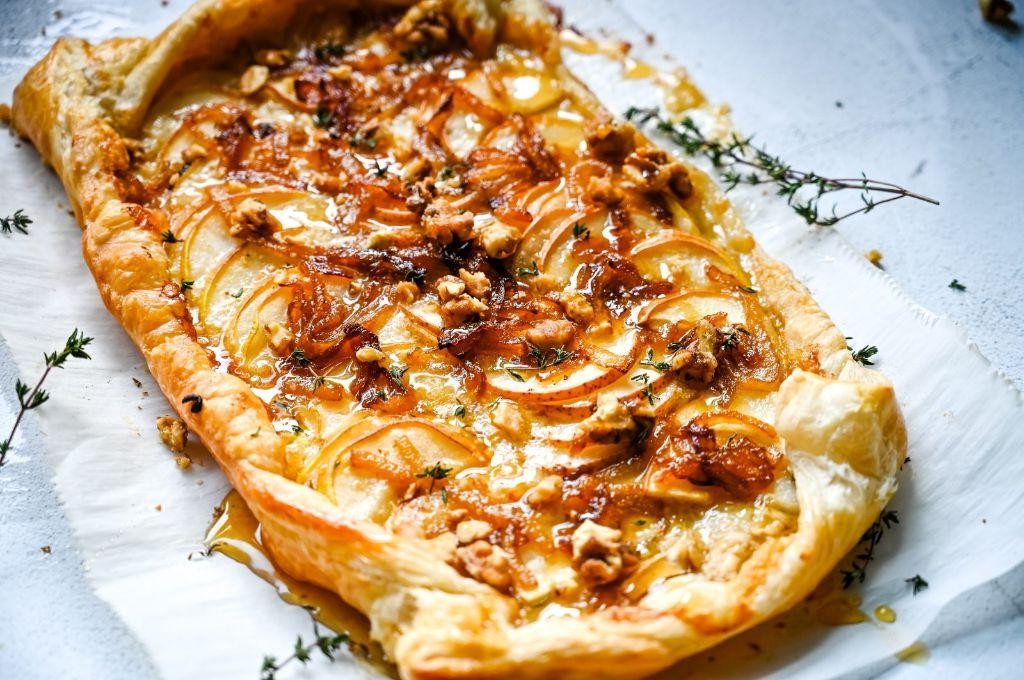 Brie and Caramelized Garlic Tarts