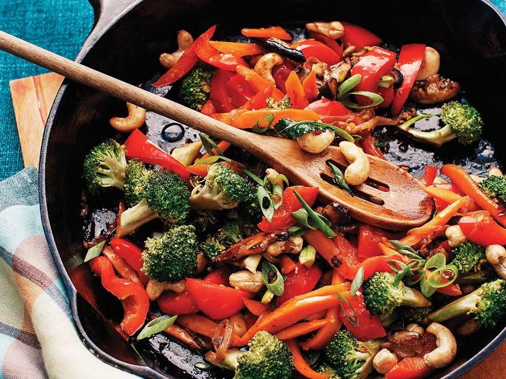 Broccoli and Bell Pepper Stir-Fry