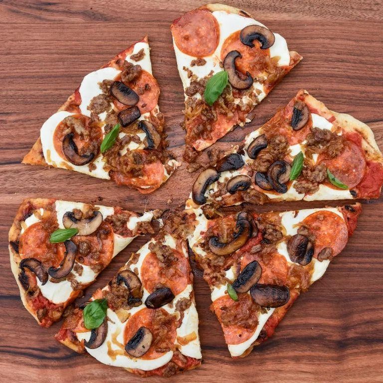 Caramelized Onion and Mushroom Grilled Pizza
