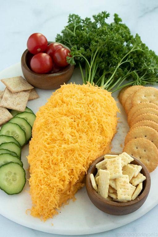 Carrot-Shaped Cheese Ball