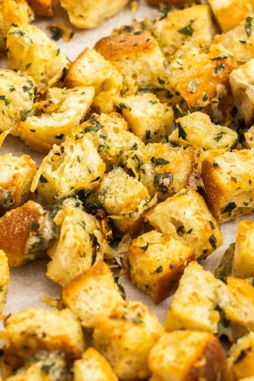 Cheesy Cheddar Croutons