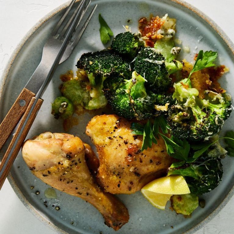 Cheesy Chicken Drumstick and Broccoli Bake