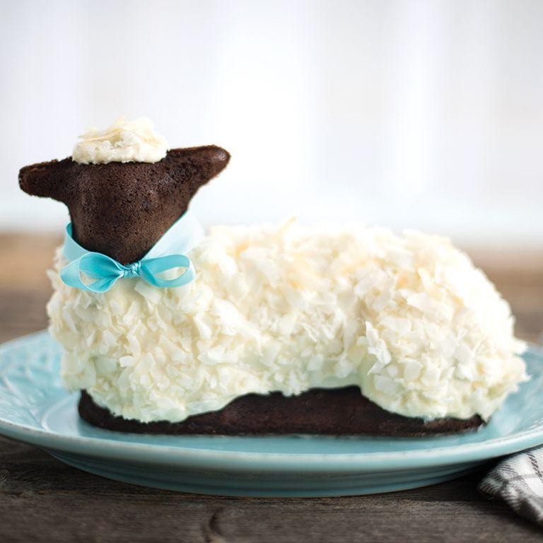 Chocolate Lamb Cake with Buttercream Details