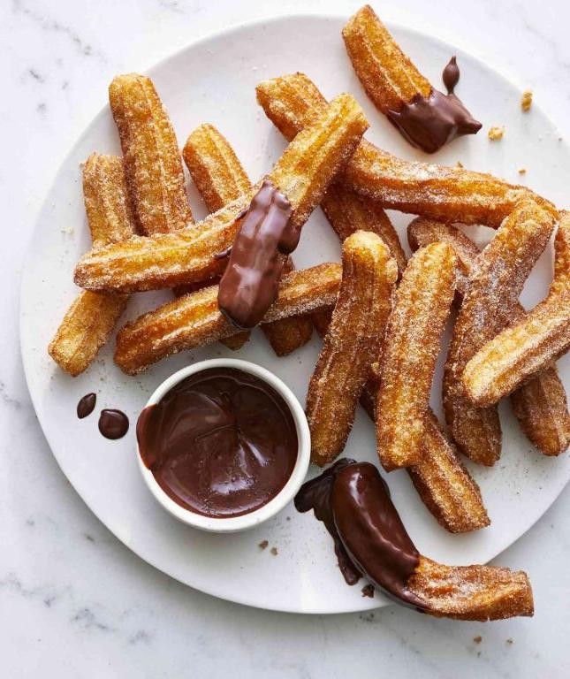 Churros con Chocolate
