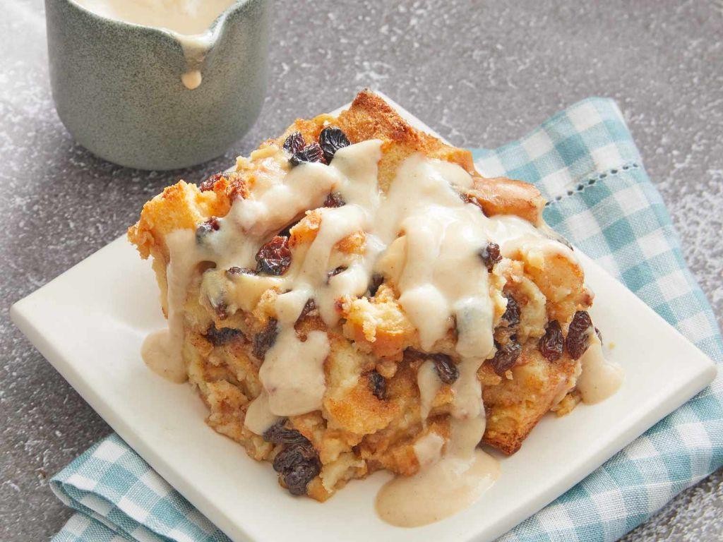 Cinnamon Bread Pudding with Vanilla Sauce