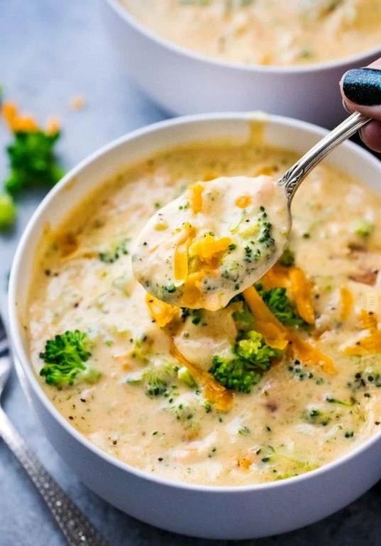 Classic Creamy Broccoli and Cheddar Soup