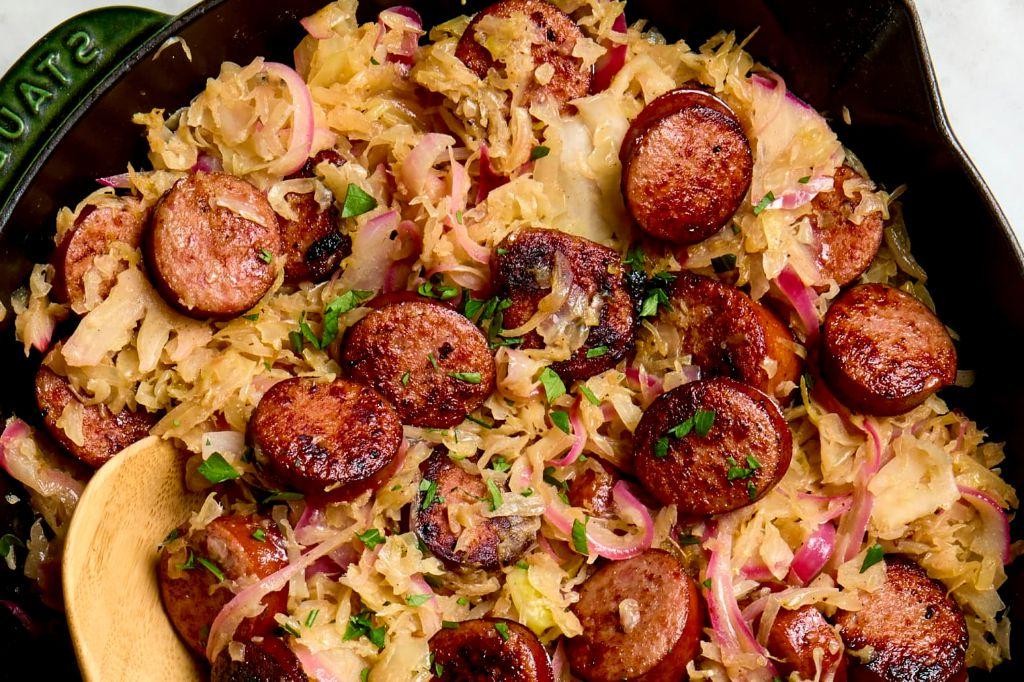 Classic Smoked Kielbasa with Sauerkraut
