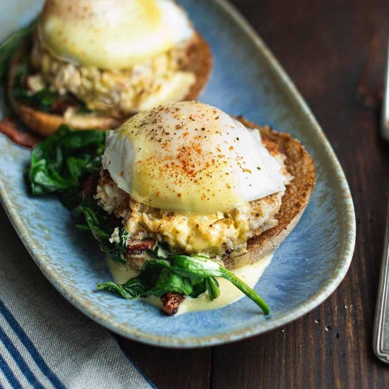 Crab Cake Eggs Benedict