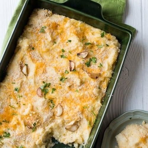 Creamy Mashed Potato Casserole with Garlic