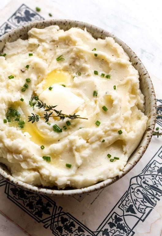 Creamy Mashed Potatoes with Herb Gravy