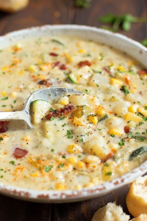 Creamy Zucchini and Corn Chowder