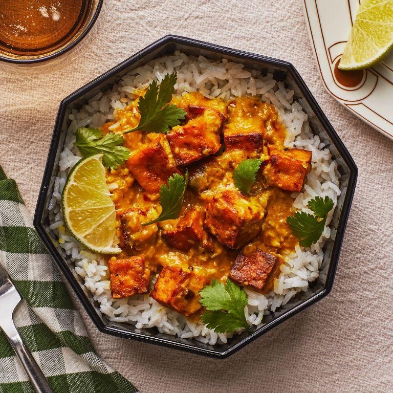 Crispy Baked Tofu with Peanut Sauce