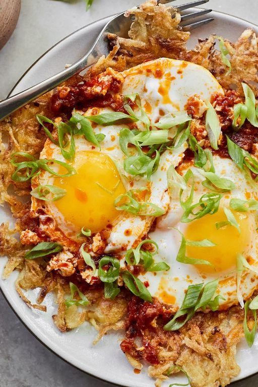 Crispy Hash Browns with Eggs