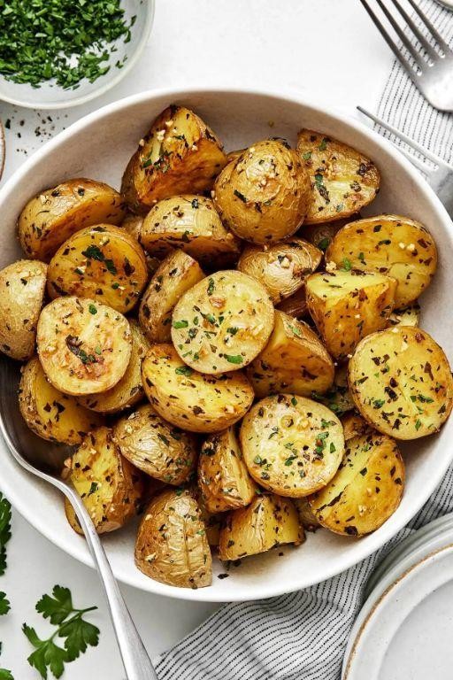 Crispy Roasted Garlic and Herb Golden Potatoes