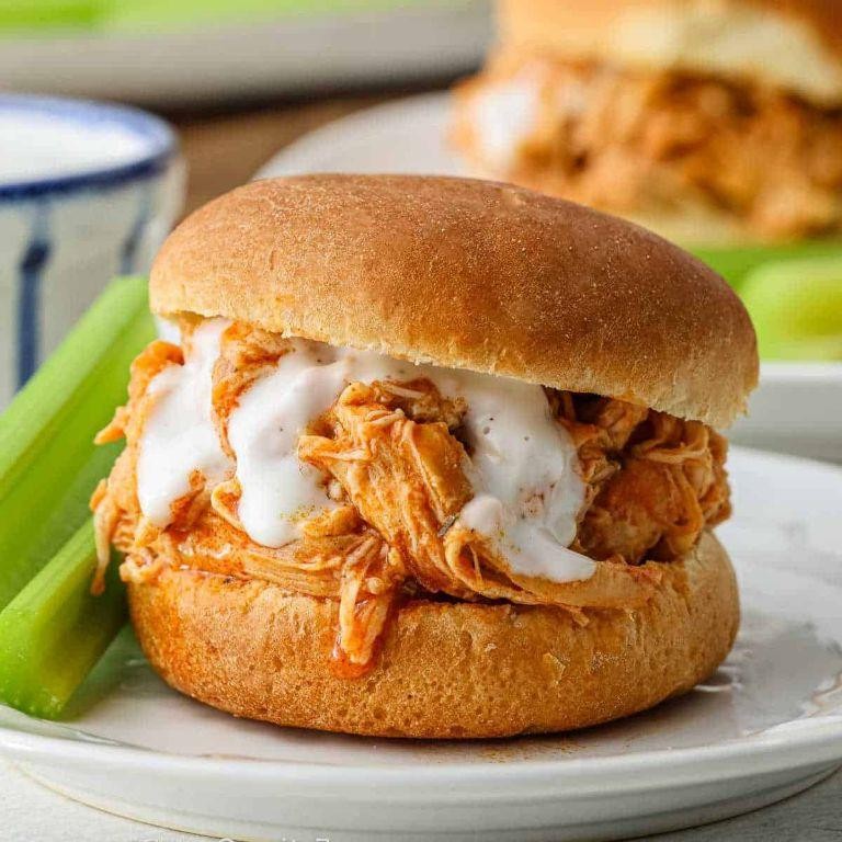 Crock Pot Buffalo Chicken Sliders