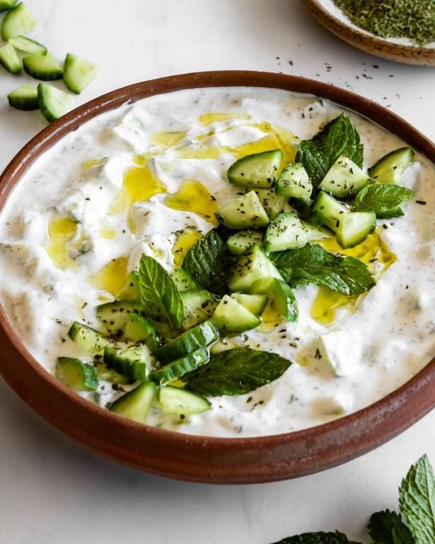 Cucumber and Mint Yogurt Dip