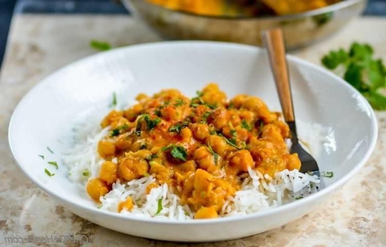 Curry Flavored Long Grain Rice and Chickpeas