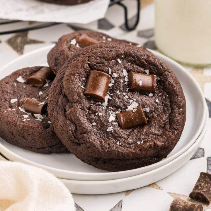 Double Cacao Chunk Cookies