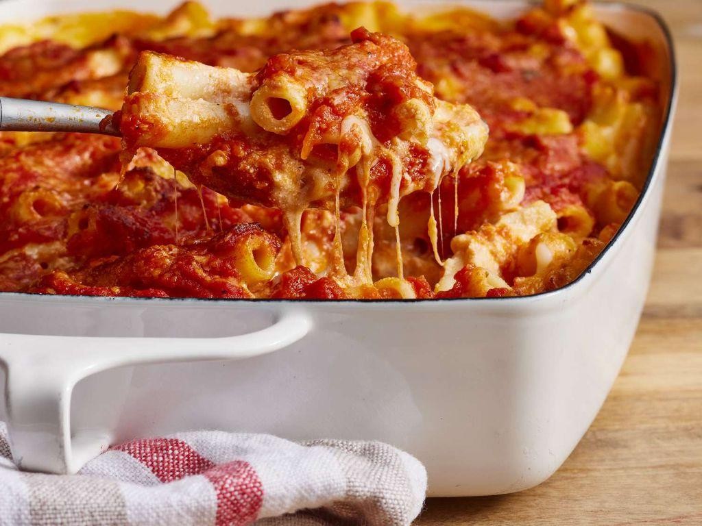 Easy Baked Ziti with Marinara Sauce