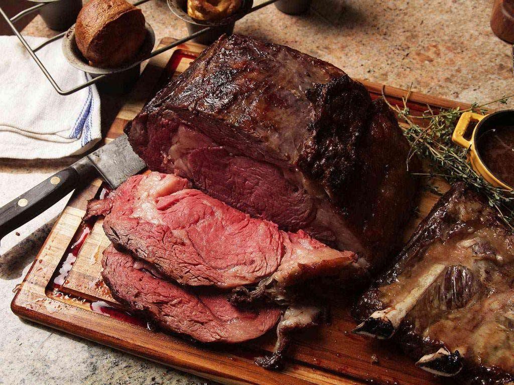 Easy Roast Prime Rib with Red Wine Jus