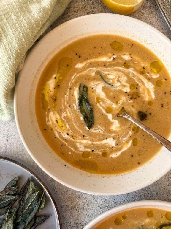 Elegant Creamy Artichoke and Lemon Soup