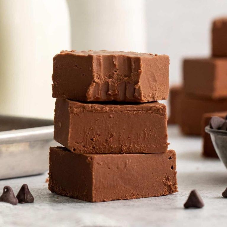 Espresso Infused Marshmallow Cream Fudge