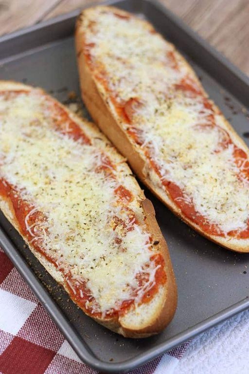 French Bread Pizza with Cheese