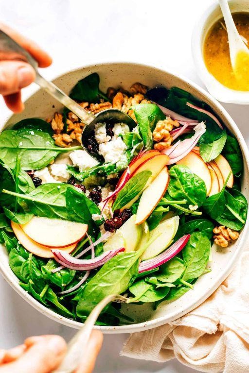 Fresh Apple and Spinach Salad