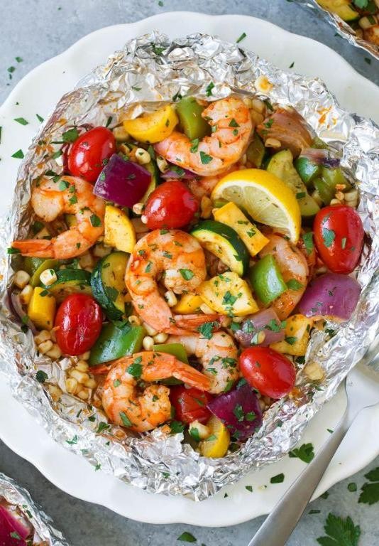Garlic Butter Shrimp and Vegetable Foil Packs