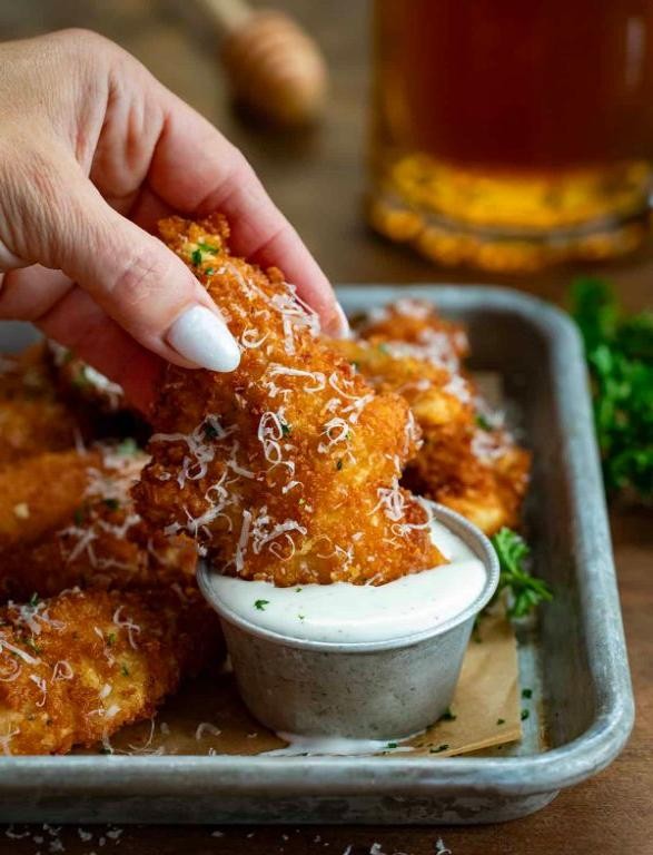 Garlic Parmesan Chicken Tender Dip