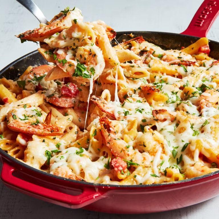 Garlic Parmesan Shrimp Alfredo Casserole