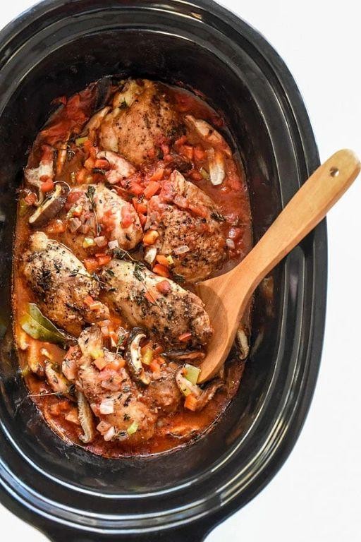 Garlic-Infused Crockpot Chicken Cacciatore