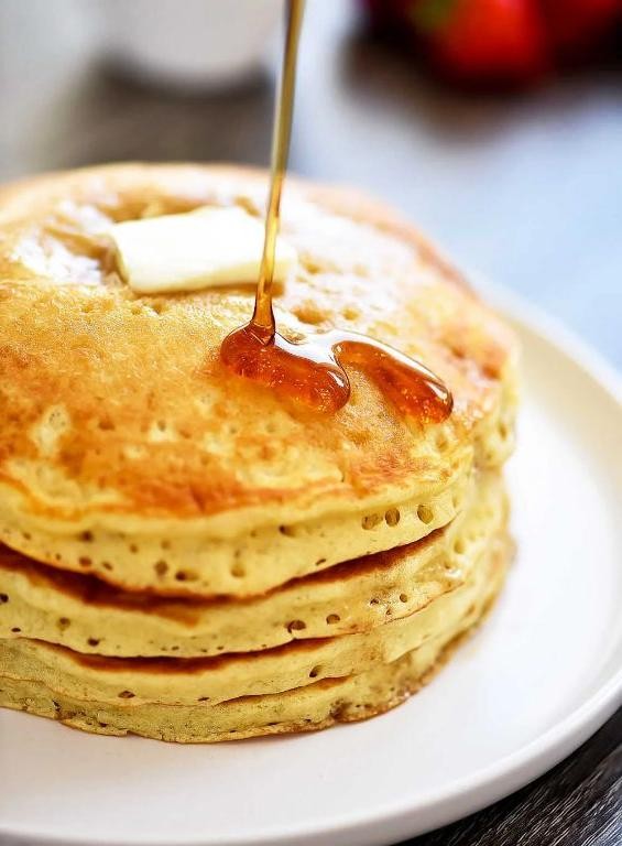 Golden Buttermilk Pancakes