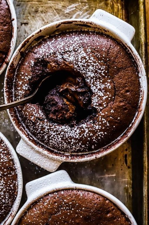 Gooey Nutella Chocolate Lava Cake