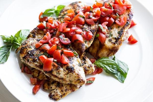 Grilled Chicken with Fresh Tomato Salsa