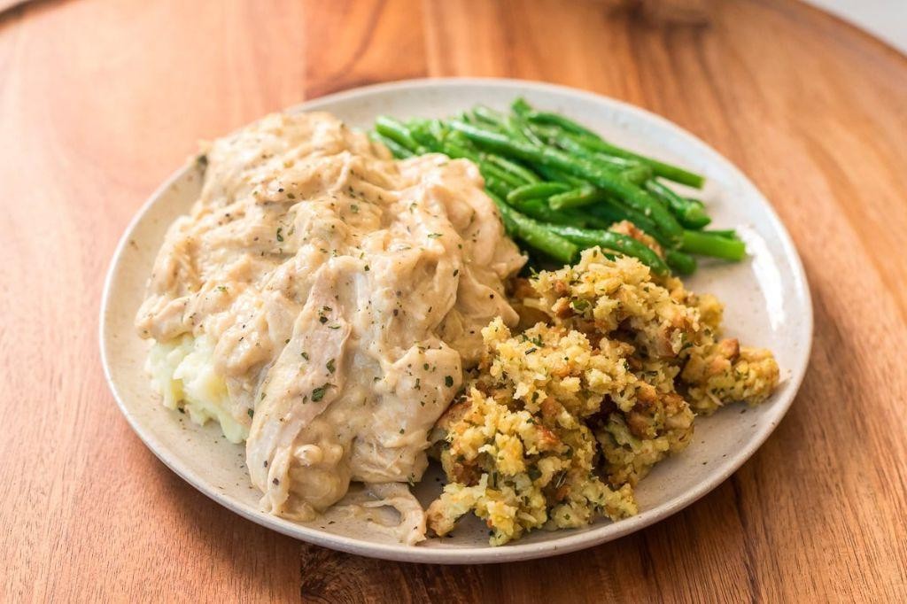 Herb-Infused Slow Cooker Chicken with Rich Gravy