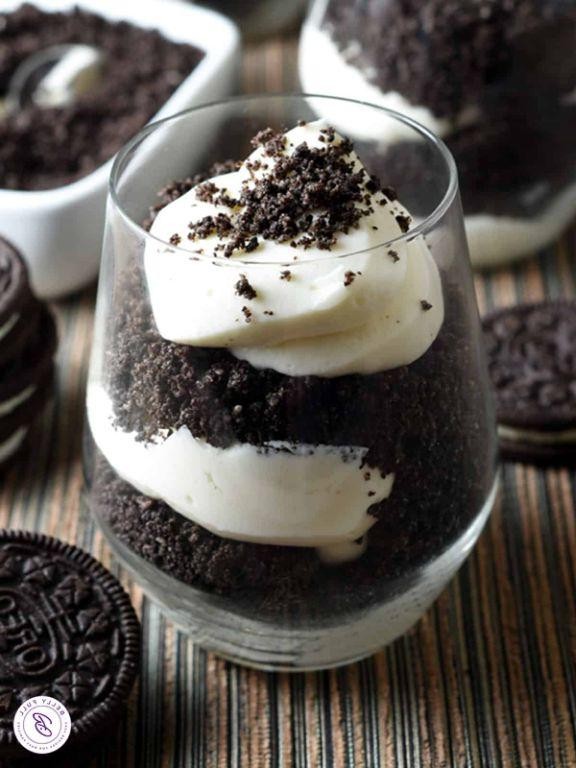 Instant Oreo Cheesecake Parfaits
