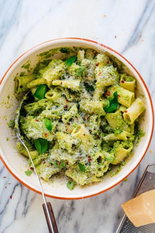 Italian Broccoli Pesto Pasta