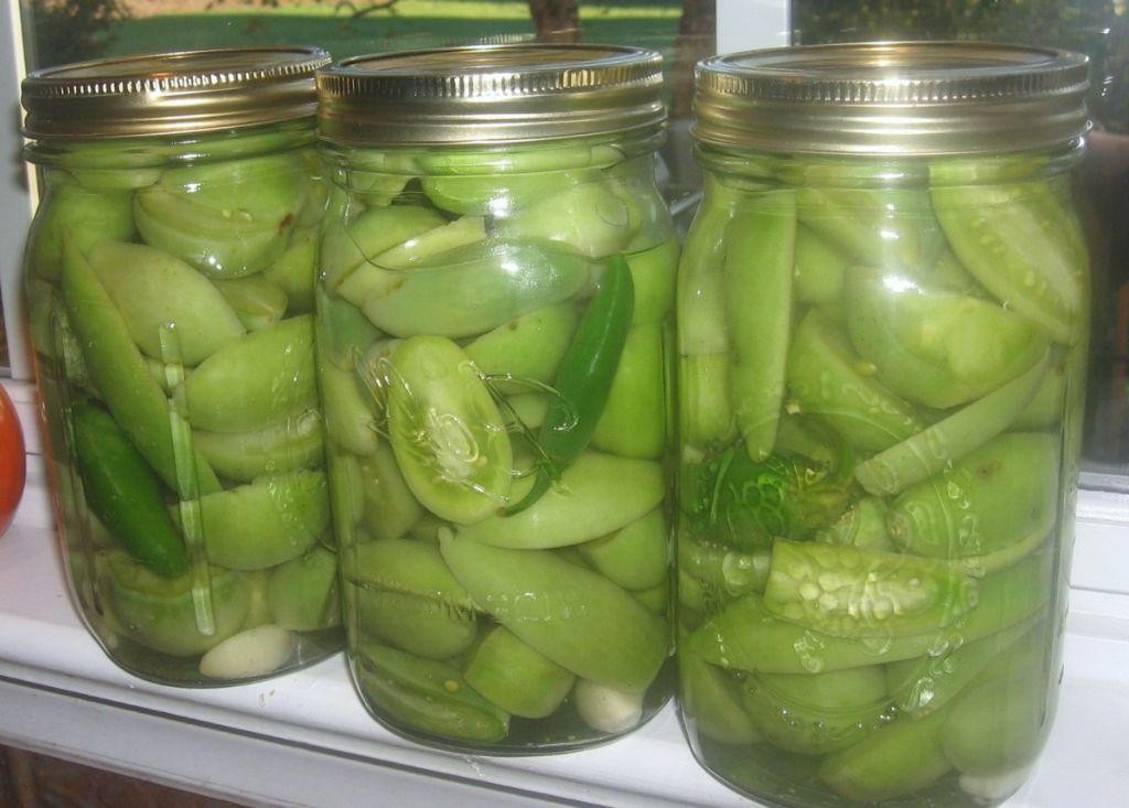 Jalapeño and Lime Pickled Green Tomatoes