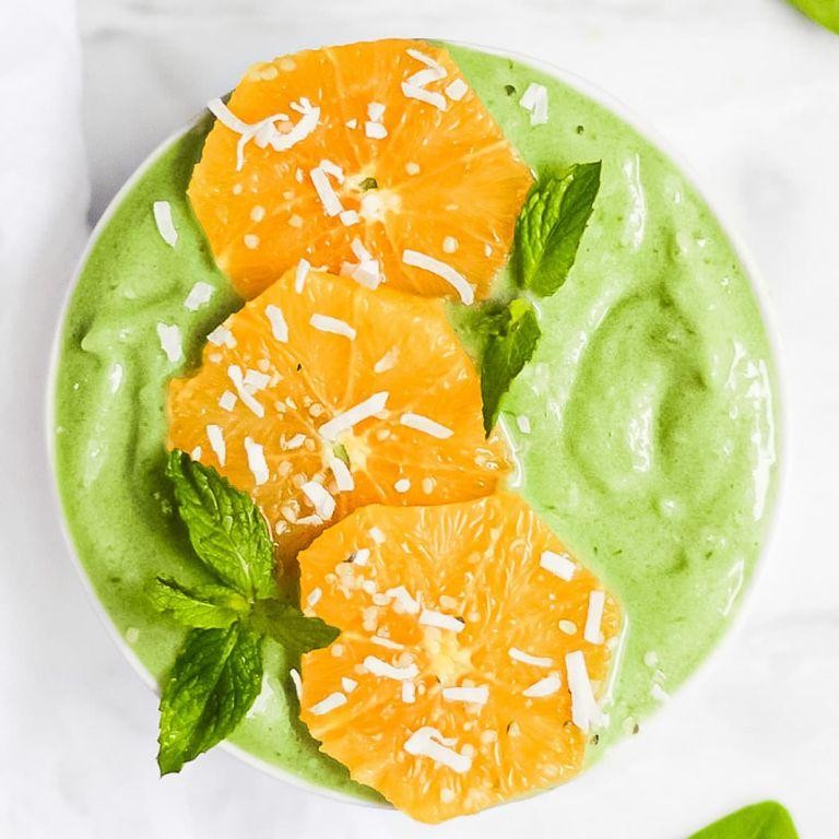 Mandarin Segment and Spinach Smoothie