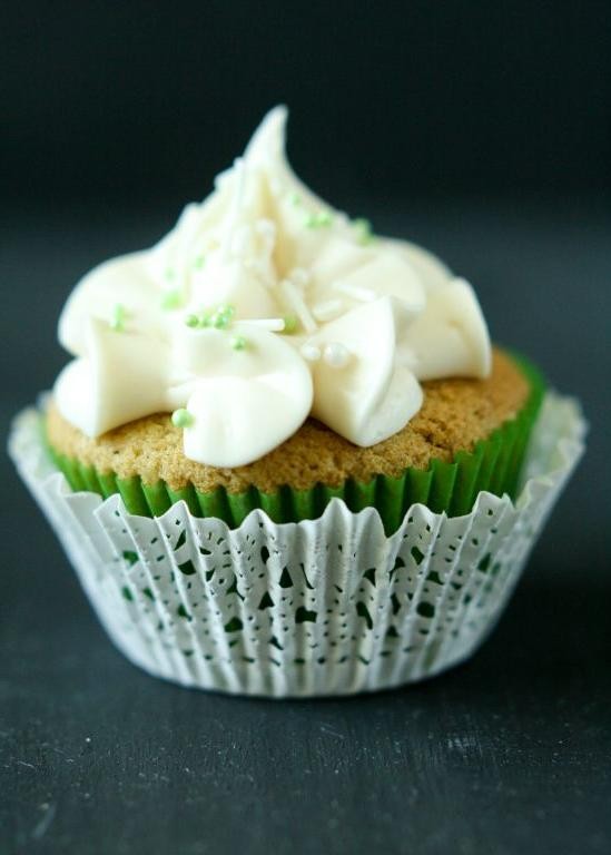 Matcha Green Tea Cupcakes with Lemon Frosting