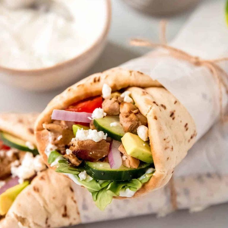 Mediterranean Chicken Pita Wraps