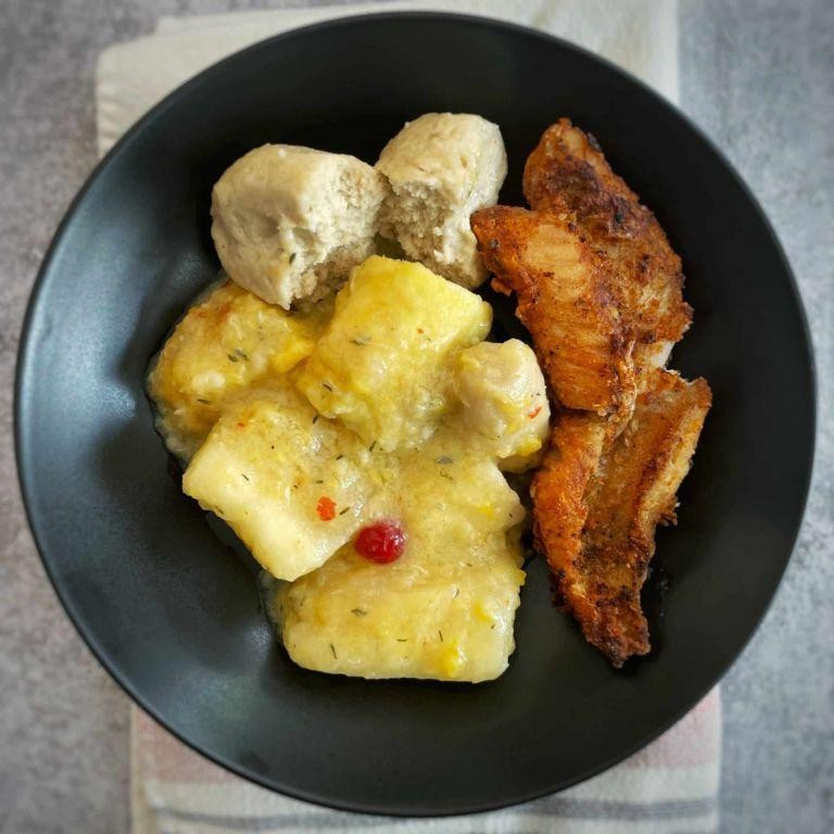 Metemgee with Dumplings